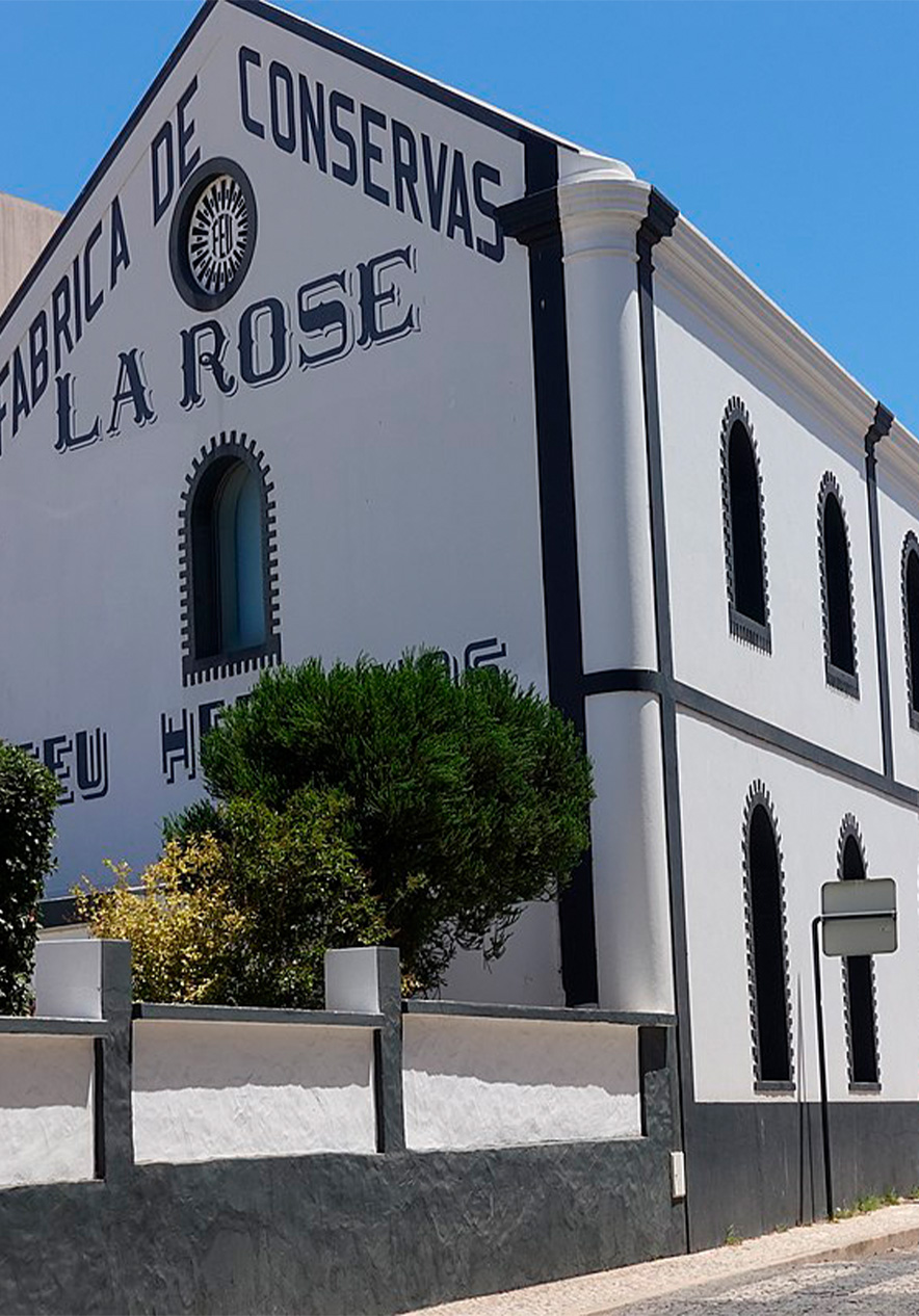 Parte exterior del Museo de Portimão, en una antigua fábrica de conservas