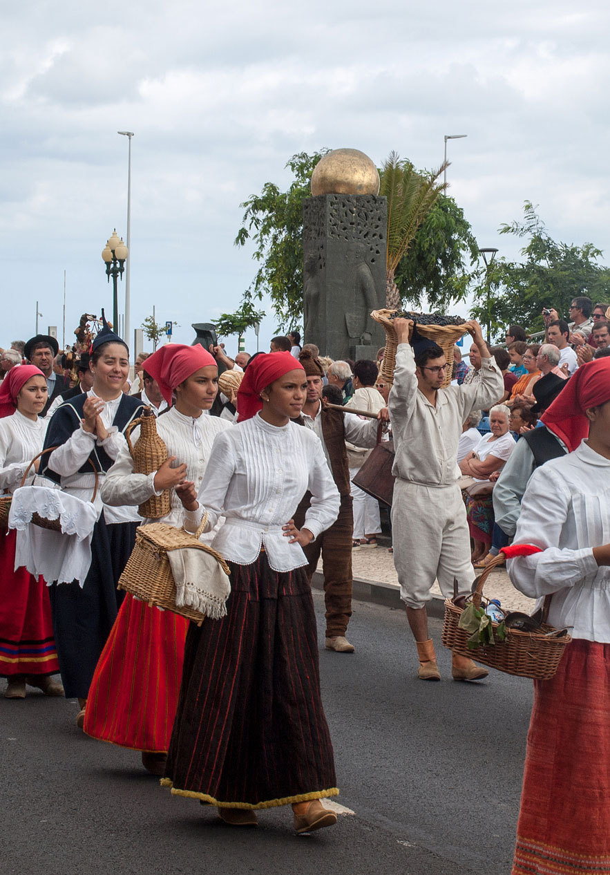 Hospédate en Pestana CR7 Funchal y diviértete con tus amigos en la fiesta del vino de Madeira