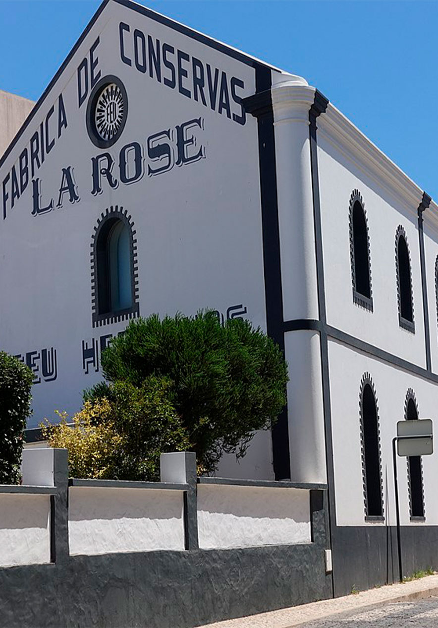 Parte exterior do Museu de Portimão, localizado numa antiga fábrica de conservas