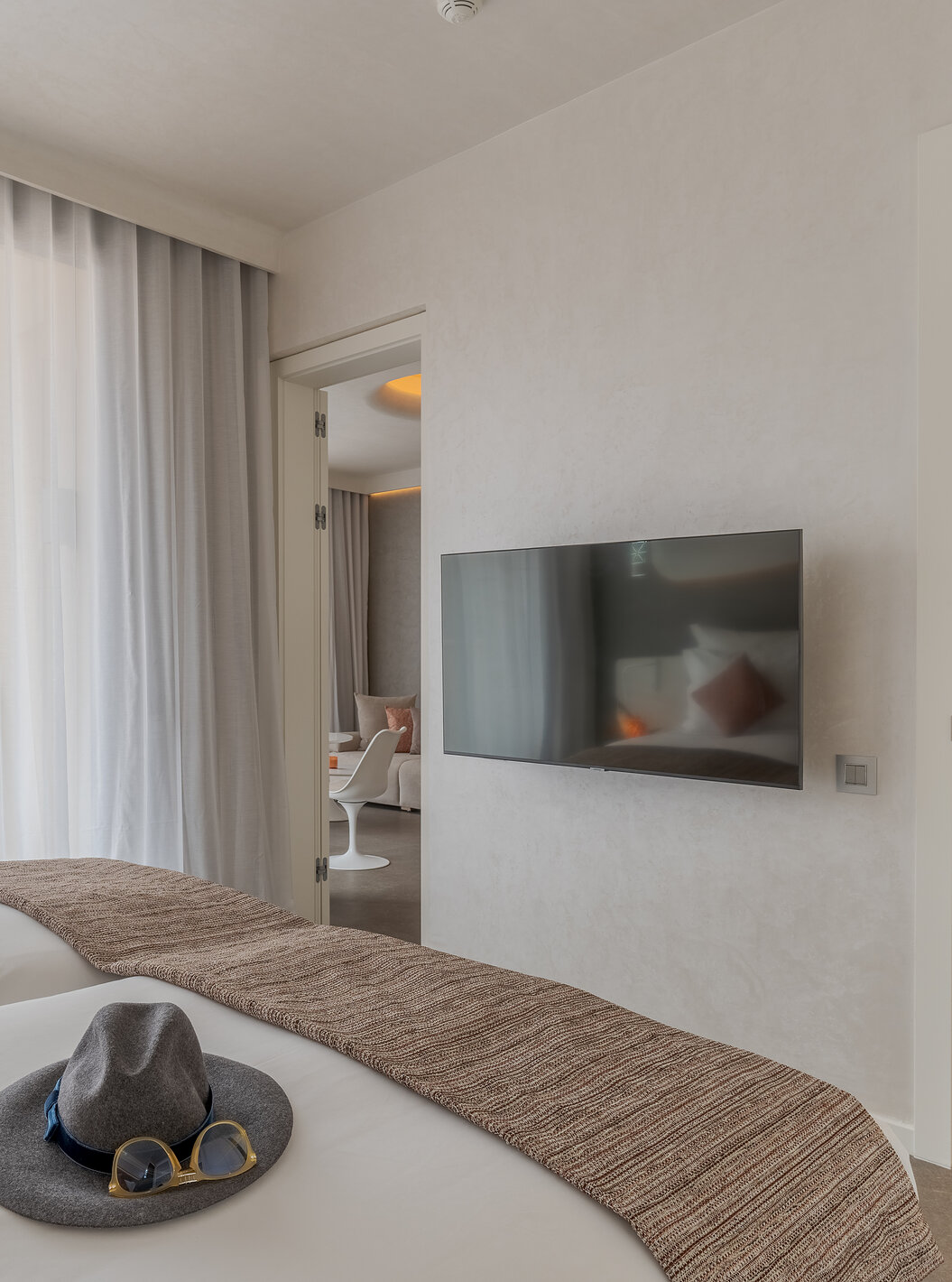 The CR7 Room Avenue at the Pestana CR7 Marrakech has a double bed, a desk and a large window overlooking M Avenue