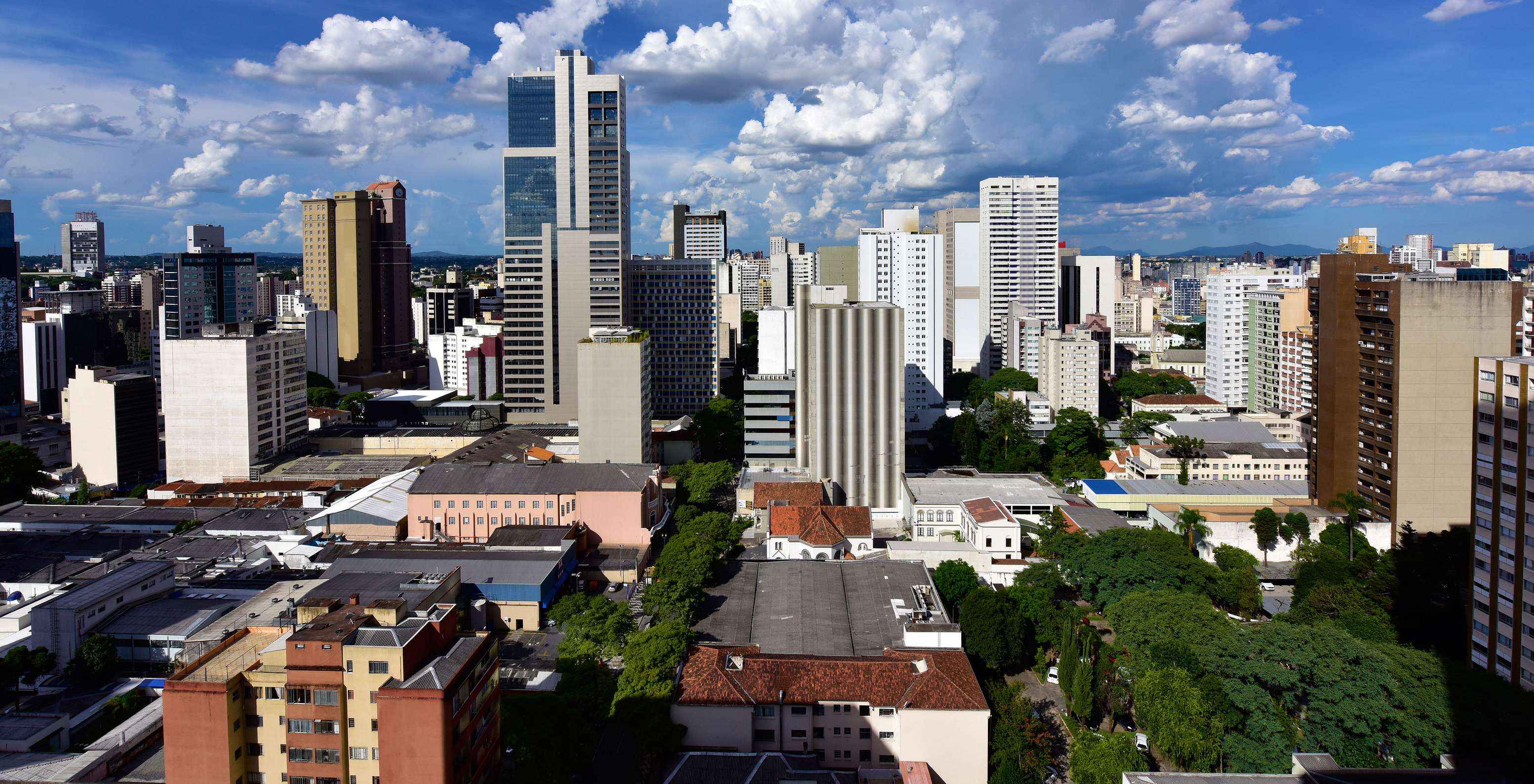 Vista del hotel Pestana Curitiba sobre una de las ciudades con mejor calidad de vida en Brasil