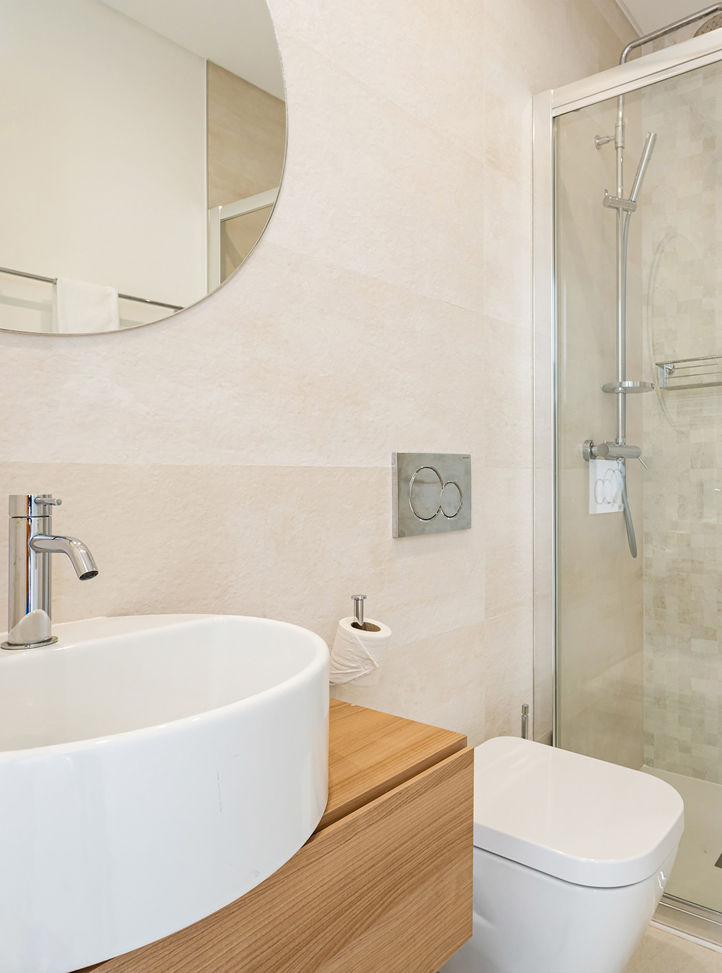 De Premium Villa 3 slaapkamers - 4 volwassenen van Pestana Valley heeft meerdere banken met uitzicht naar buiten