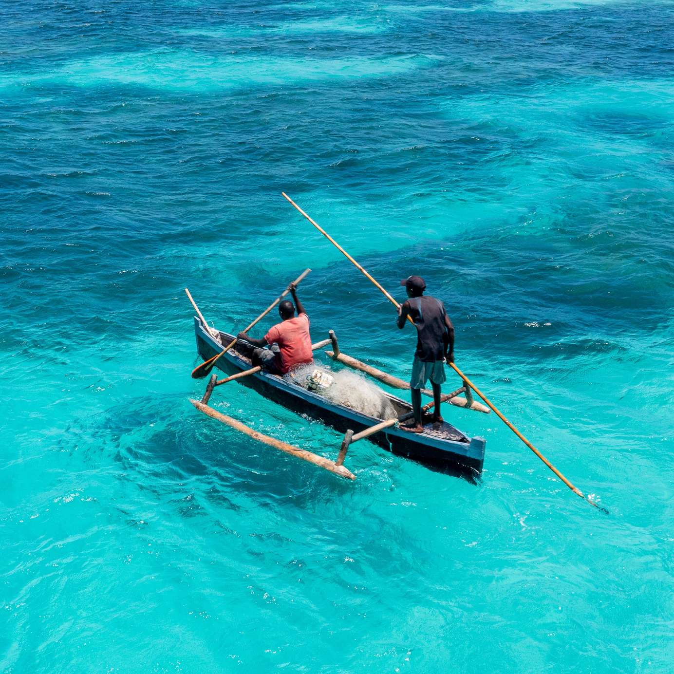 Fique num hotel Pestana e explore a ilha de Inhaca, com as suas águas cristalinas e barcos típicos da região