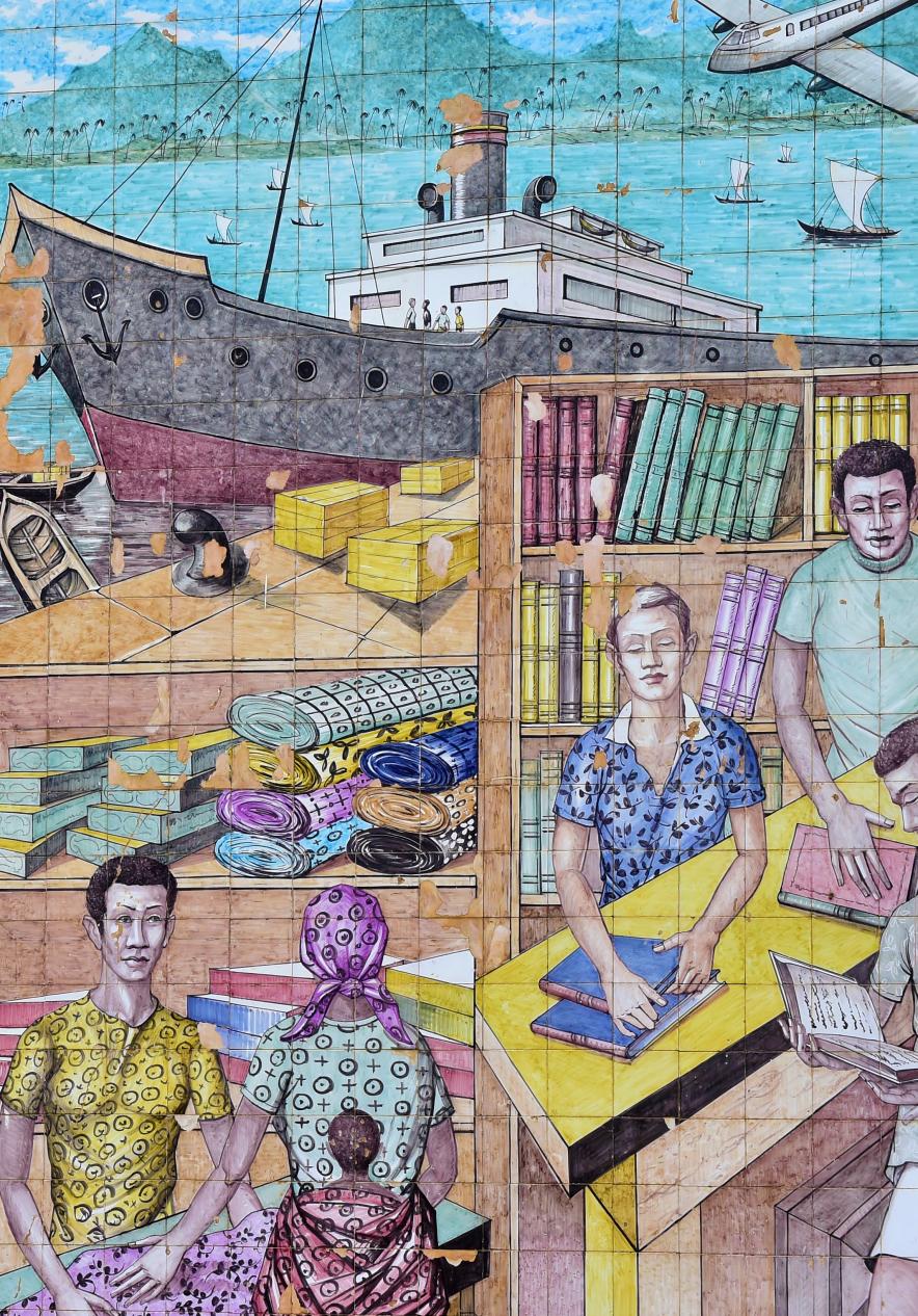Tile pattern about the customs and habits of life in São Tomé particularly cocoa production and processing