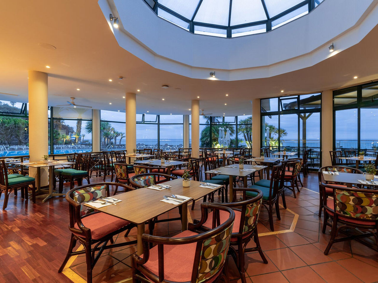 The Arlequim restaurant at the 5-star hotel in Funchal, Madeira has a panoramic view of the beach