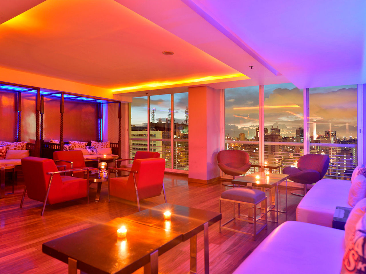 Lounge Ávila in Caracas has panoramic views of Mount Ávila and a sophisticated ambiance